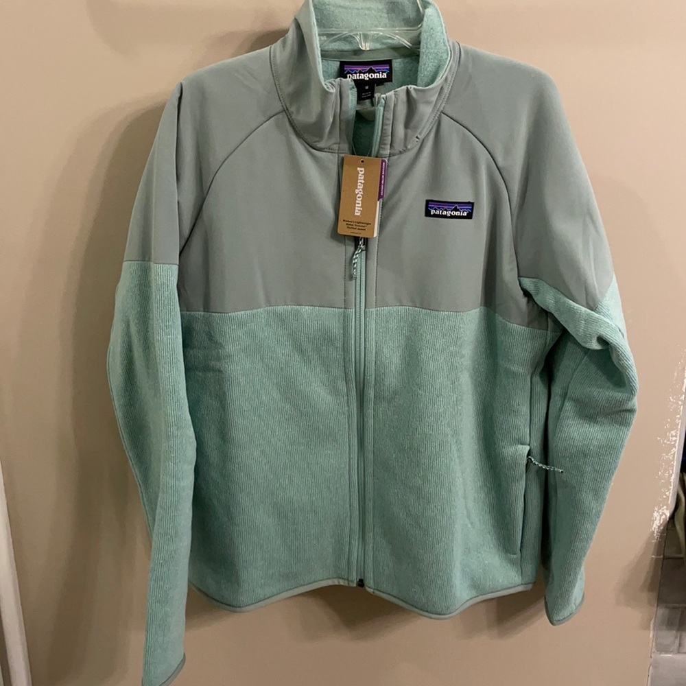 Women’s lightweight better sweater shelled jacket
